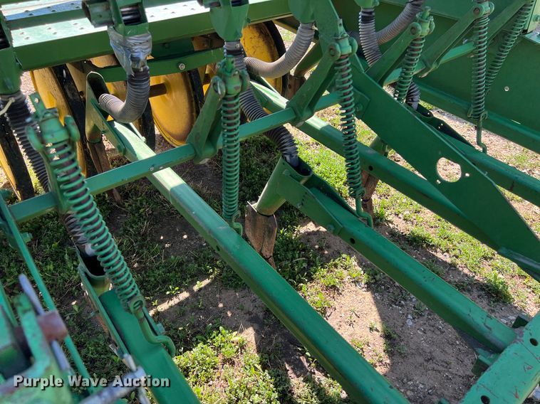 image for item KV9819 John Deere 9000 grain drill