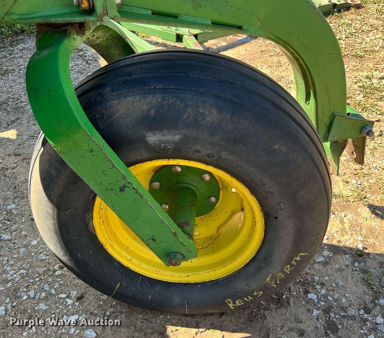 image for item KV9819 John Deere 9000 grain drill