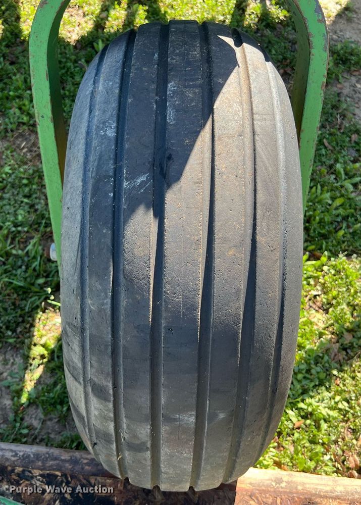 image for item KV9819 John Deere 9000 grain drill