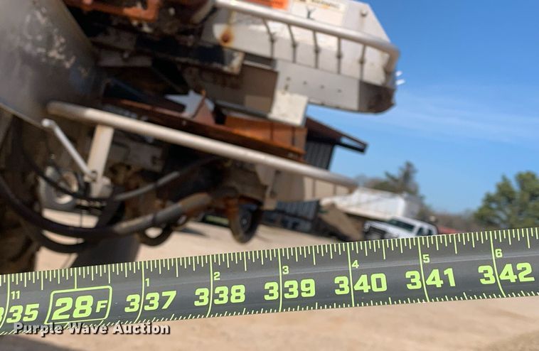 image for item KX9838 2012 RBR   Vector 300 applicator