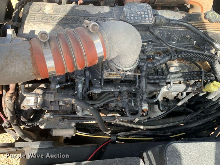 image for item KX9838 2012 RBR   Vector 300 applicator