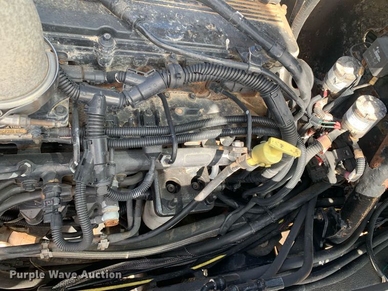 image for item KX9838 2012 RBR   Vector 300 applicator