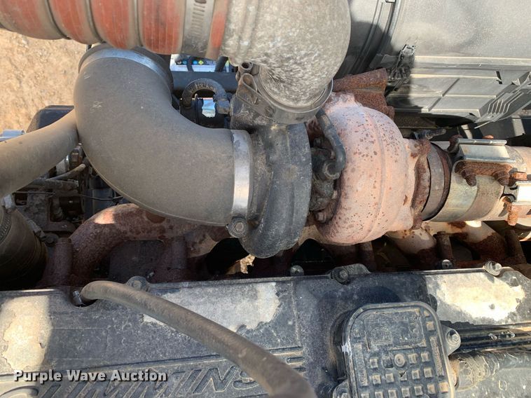 image for item KX9838 2012 RBR   Vector 300 applicator