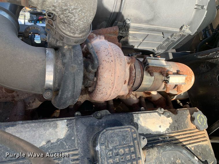 image for item KX9838 2012 RBR   Vector 300 applicator