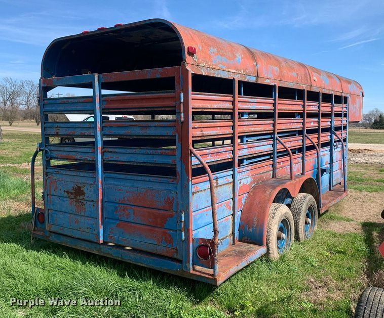 image for item KX9849 1983 WW Trailer livestock trailer
