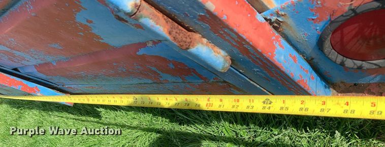 image for item KX9849 1983 WW Trailer livestock trailer