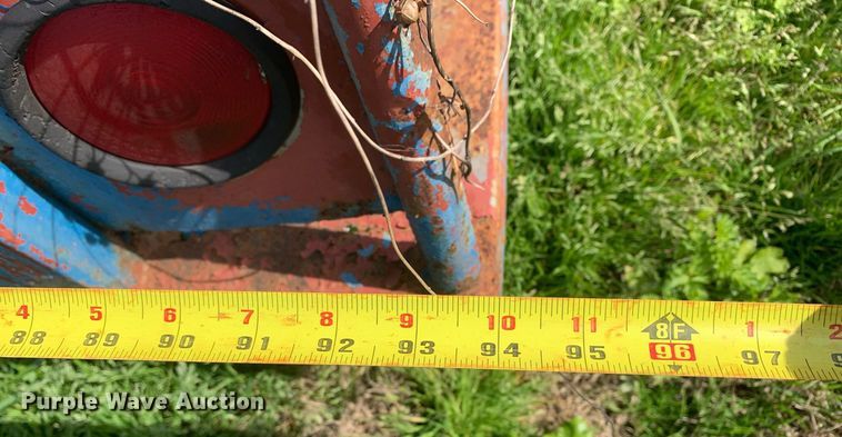 image for item KX9849 1983 WW Trailer livestock trailer