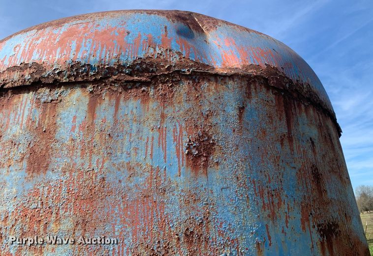 image for item KX9849 1983 WW Trailer livestock trailer