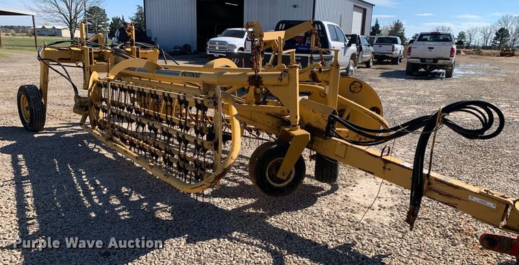 image for item KX9850 Vermeer R23 Twinrake hay rake