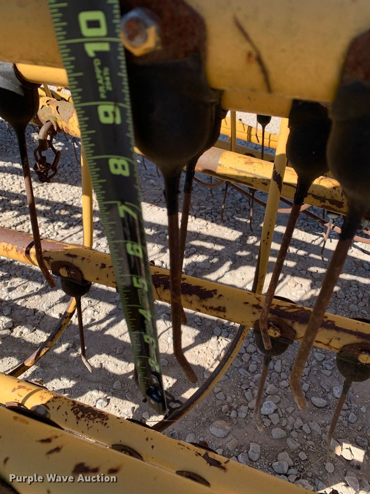 image for item KX9850 Vermeer R23 Twinrake hay rake