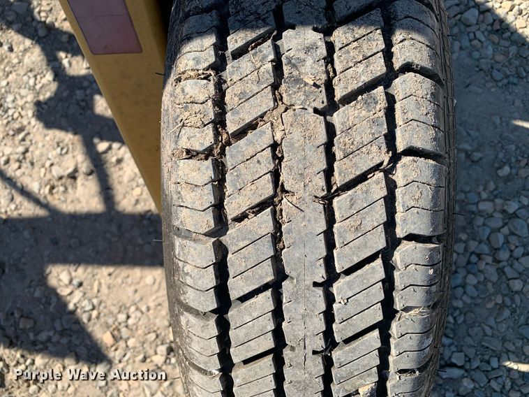 image for item KX9850 Vermeer R23 Twinrake hay rake