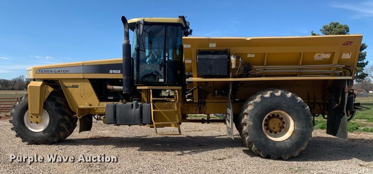 image for item KX9851 2005 Ag-Chem 8103 applicator