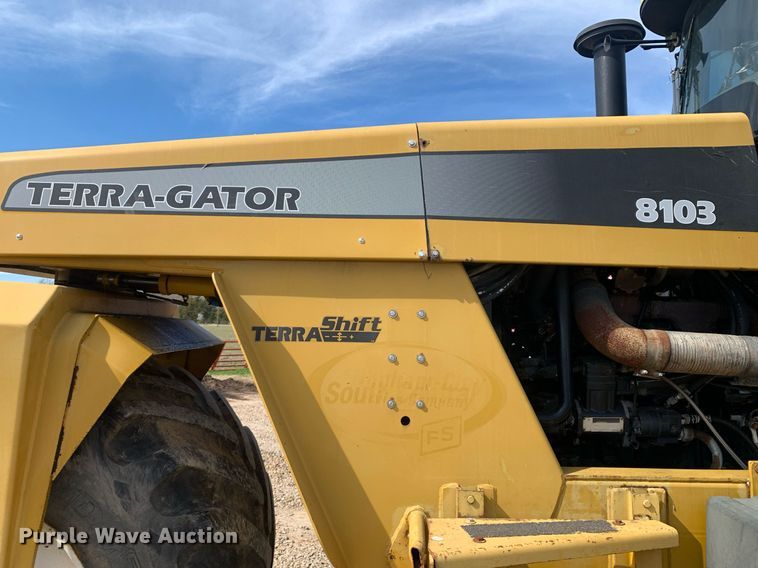 image for item KX9851 2005 Ag-Chem 8103 applicator