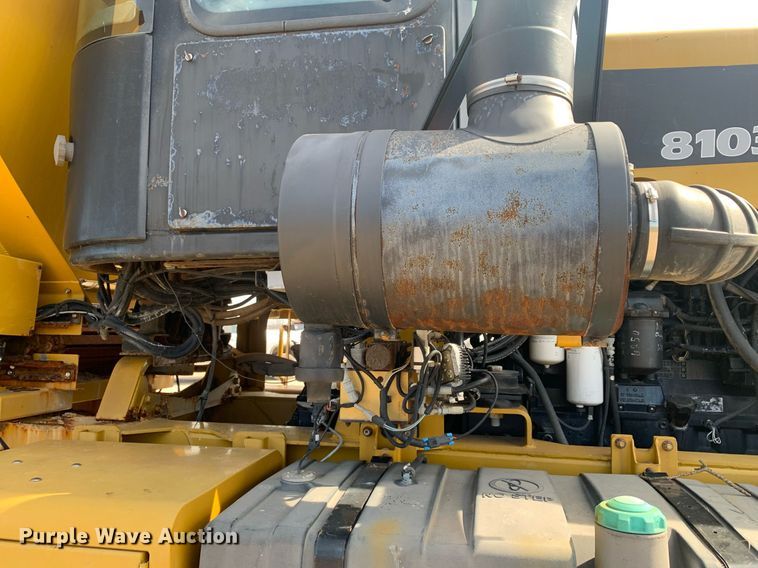 image for item KX9851 2005 Ag-Chem 8103 applicator