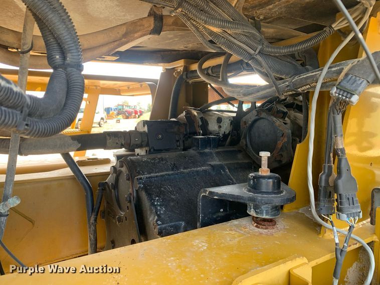 image for item KX9851 2005 Ag-Chem 8103 applicator