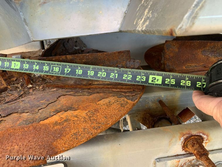 image for item KX9851 2005 Ag-Chem 8103 applicator