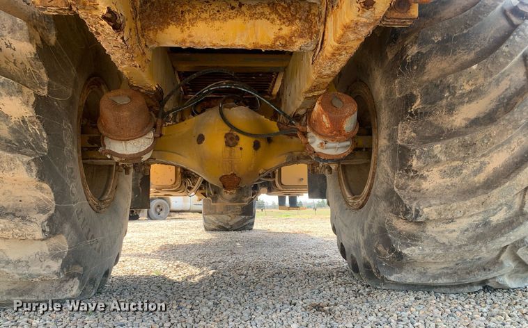 image for item KX9851 2005 Ag-Chem 8103 applicator