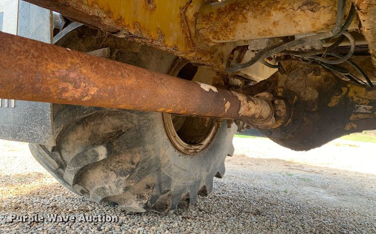 image for item KX9851 2005 Ag-Chem 8103 applicator