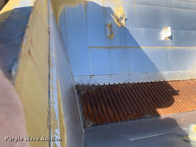 image for item KX9851 2005 Ag-Chem 8103 applicator