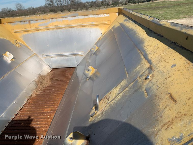 image for item KX9851 2005 Ag-Chem 8103 applicator