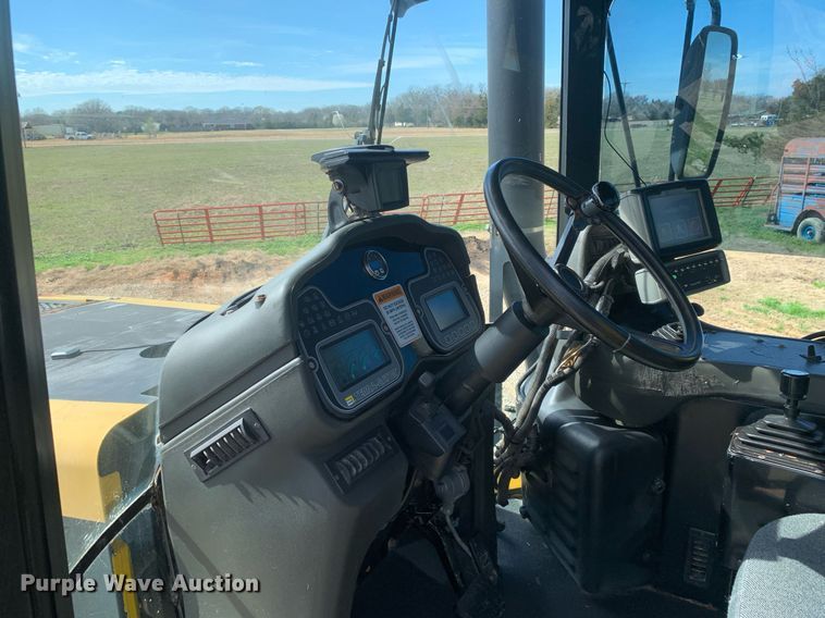 image for item KX9851 2005 Ag-Chem 8103 applicator