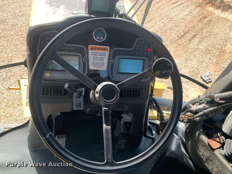 image for item KX9851 2005 Ag-Chem 8103 applicator