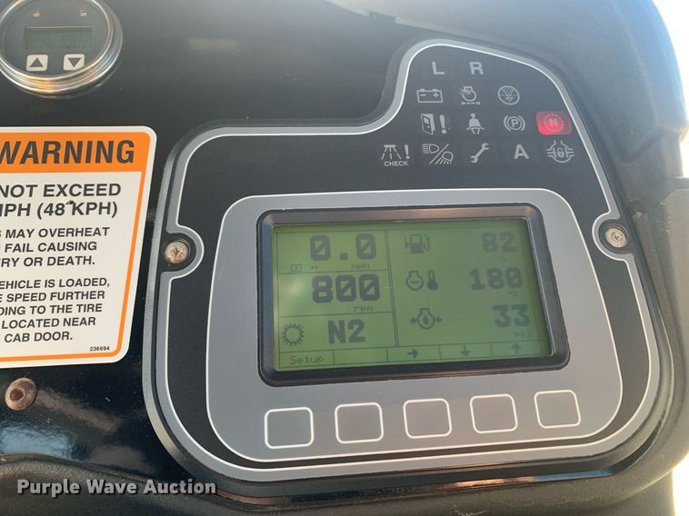 image for item KX9851 2005 Ag-Chem 8103 applicator