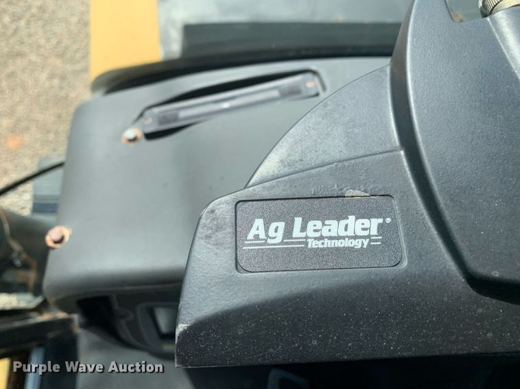 image for item KX9851 2005 Ag-Chem 8103 applicator