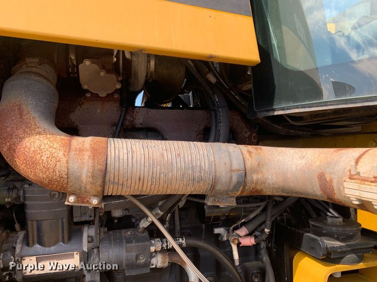 image for item KX9851 2005 Ag-Chem 8103 applicator