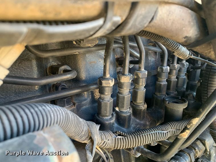 image for item KX9851 2005 Ag-Chem 8103 applicator