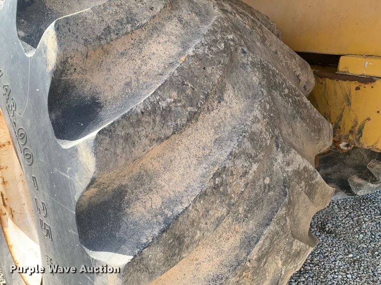 image for item KX9851 2005 Ag-Chem 8103 applicator