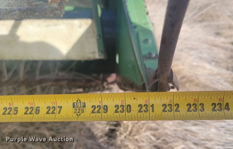 image for item LA9690 John Deere  95 combine