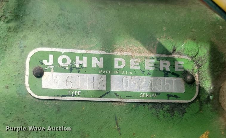 image for item LA9690 John Deere  95 combine