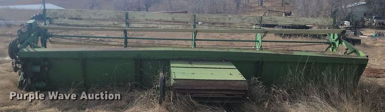 image for item LA9690 John Deere  95 combine