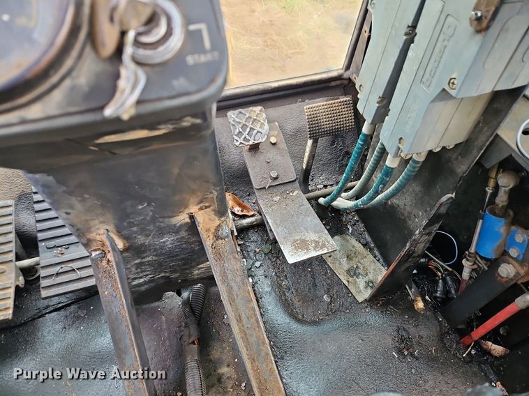 image for item LB9707 1992 Ford 9030 4WD bi-directional tractor