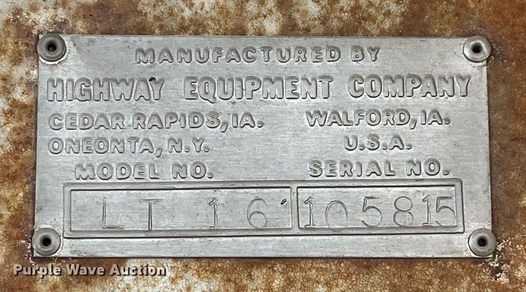 image for item LD9954 1995 White GMC WCA feed delivery truck