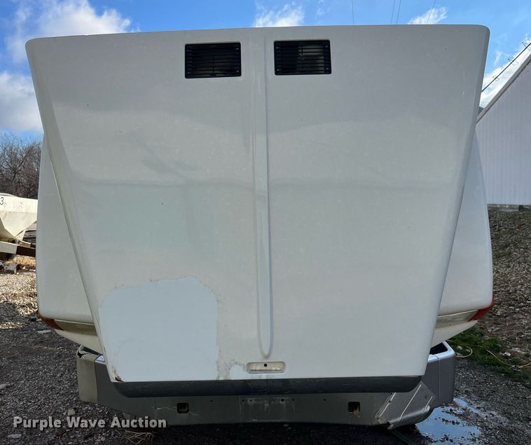 image for item LD9954 1995 White GMC WCA feed delivery truck