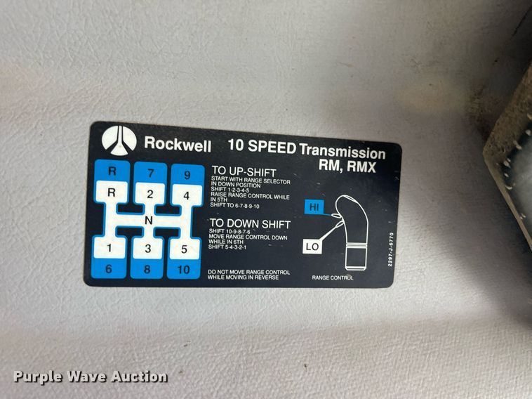 image for item LD9954 1995 White GMC WCA feed delivery truck