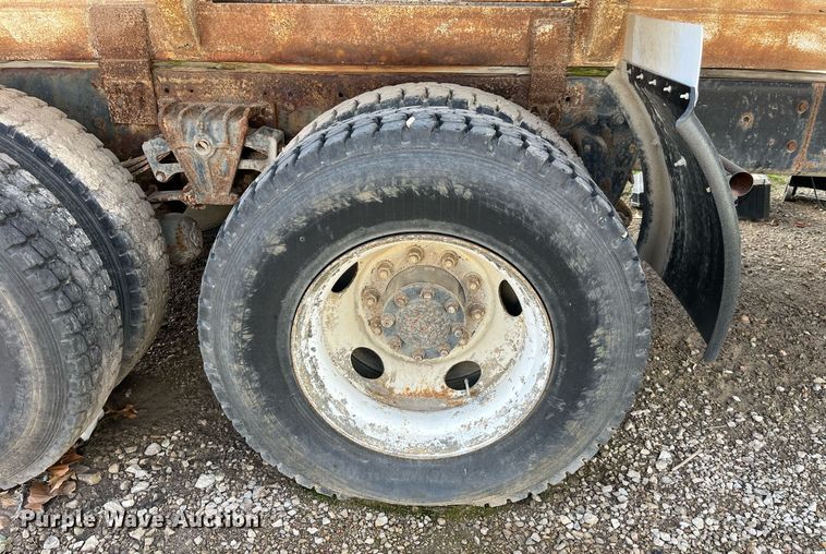 image for item LD9954 1995 White GMC WCA feed delivery truck