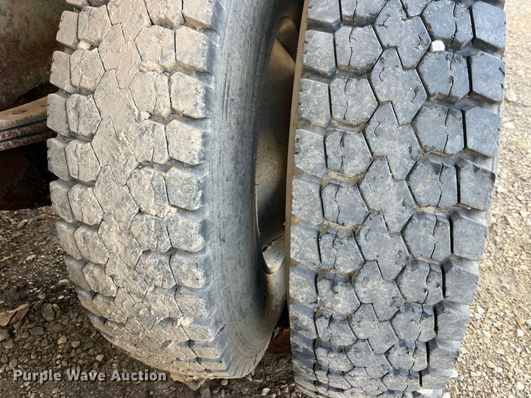 image for item LD9954 1995 White GMC WCA feed delivery truck