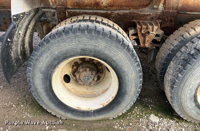 image for item LD9954 1995 White GMC WCA feed delivery truck