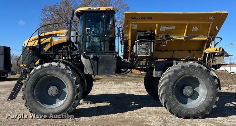 image for item LD9960 2013 RoGator RG1100 applicator 