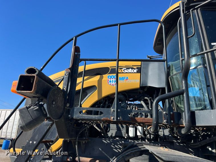 image for item LD9960 2013 RoGator RG1100 applicator 