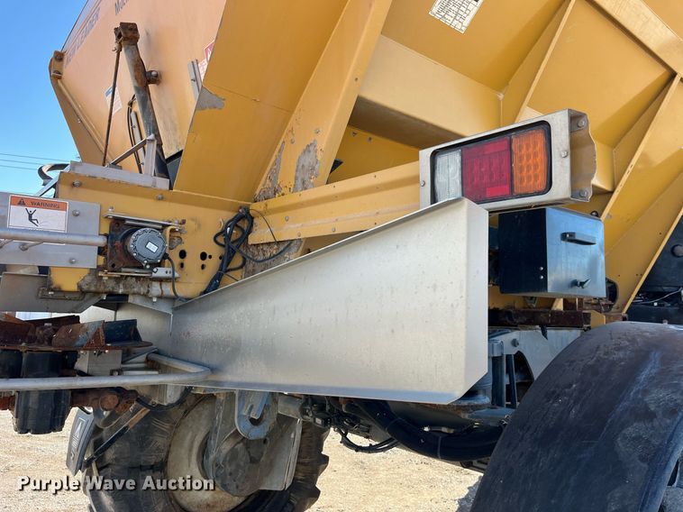 image for item LD9960 2013 RoGator RG1100 applicator 