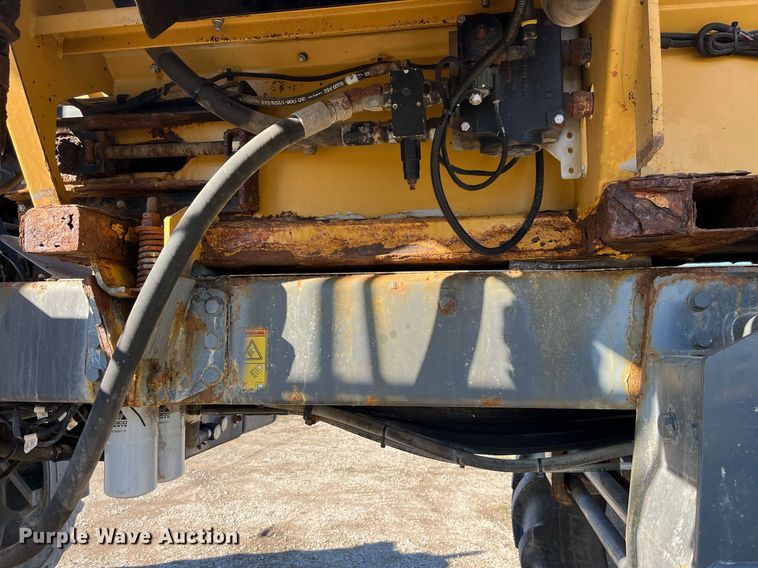 image for item LD9960 2013 RoGator RG1100 applicator 