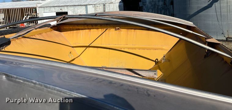 image for item LD9960 2013 RoGator RG1100 applicator 