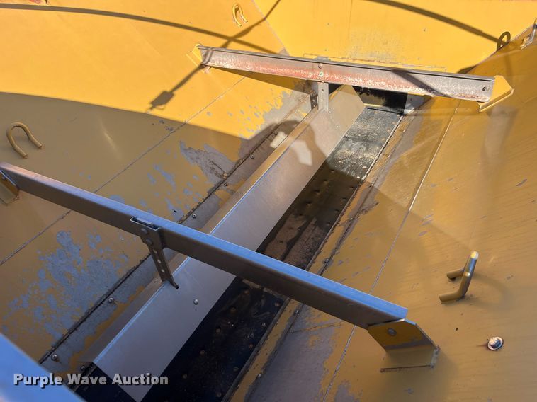 image for item LD9960 2013 RoGator RG1100 applicator 