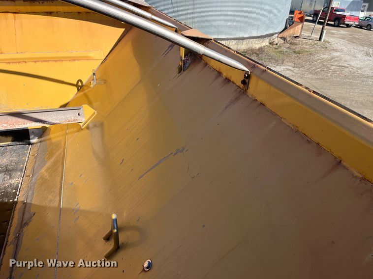 image for item LD9960 2013 RoGator RG1100 applicator 