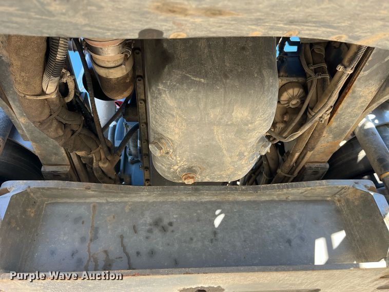 image for item LD9960 2013 RoGator RG1100 applicator 