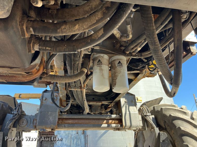 image for item LD9960 2013 RoGator RG1100 applicator 